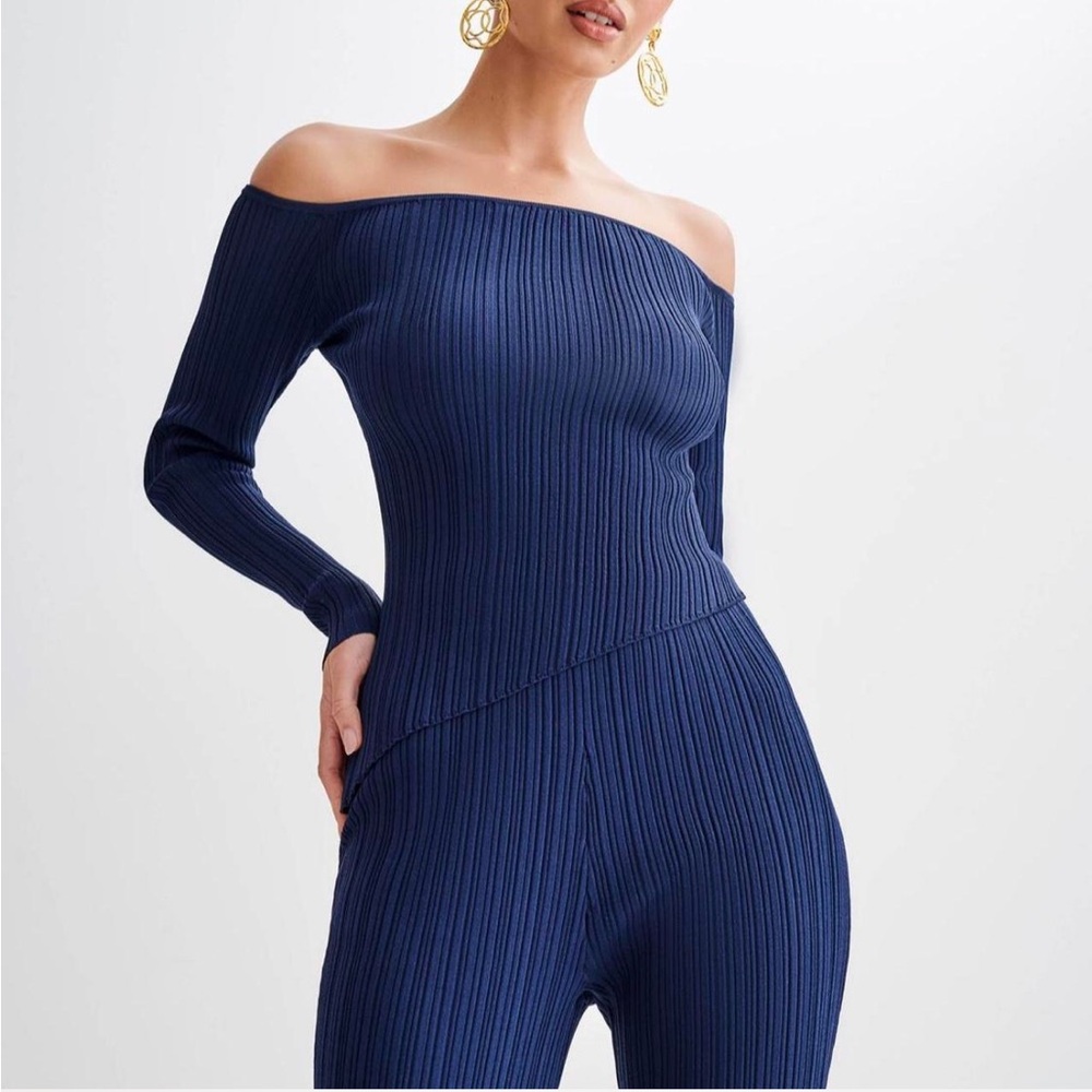 Meshki Chiara Off Shoulder Rib Knit
Top in xs
